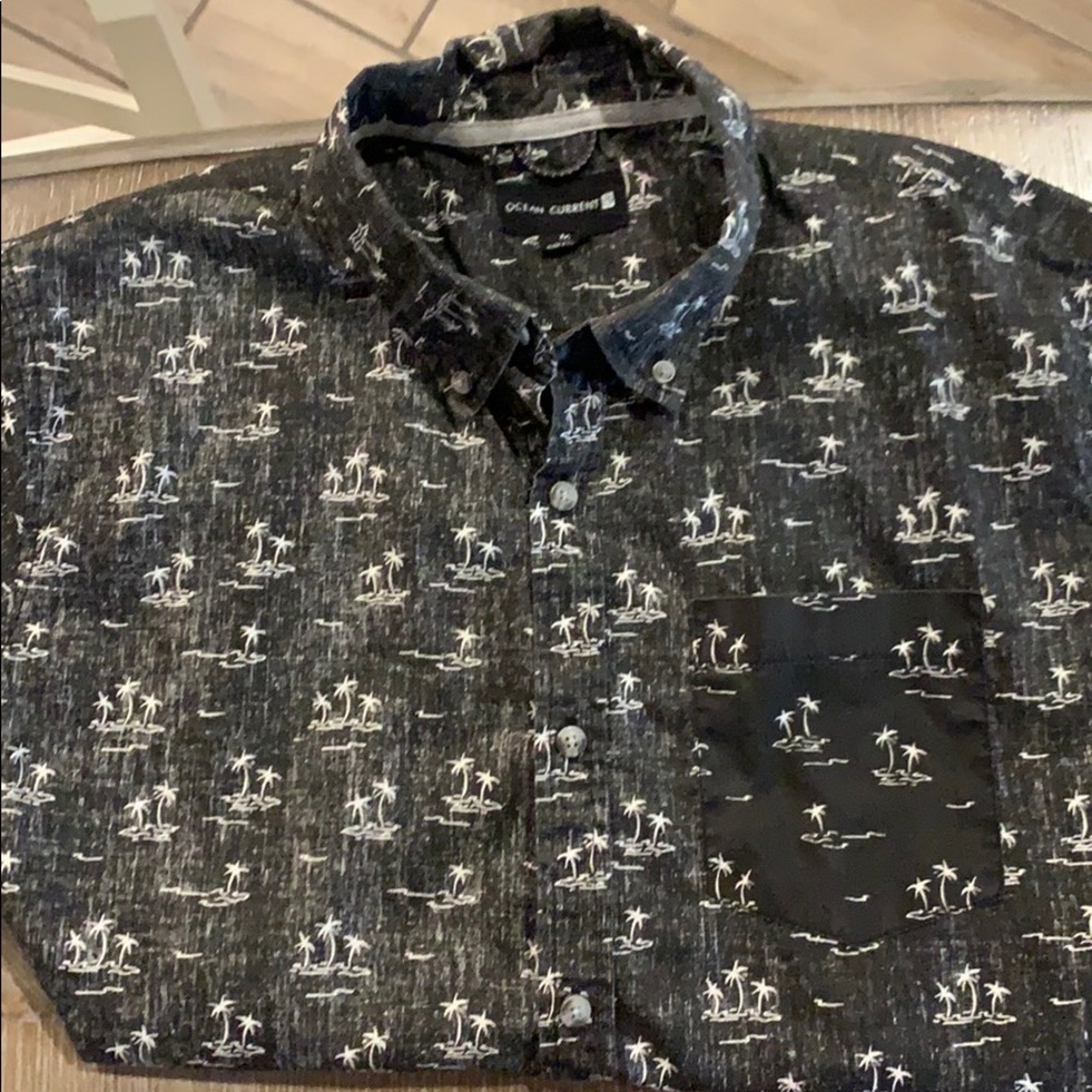 Men’s button down
